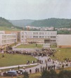 Základní škola na Ohradě při slavnostním odhalení pomníku Julia Fučíka